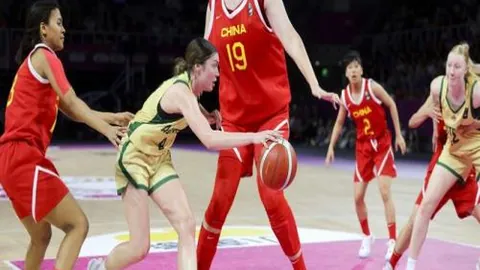 中国短道速滑队全力争金亚冬会：力争佳绩满载！央视新闻客户端