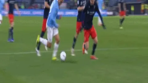 利物浦与阿森纳共谋争夺诺丁汉森林目标——狼堡射手阿莫拉角逐战