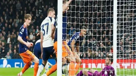 校园足球特色育人：足球塑魂，助力学生全面发展